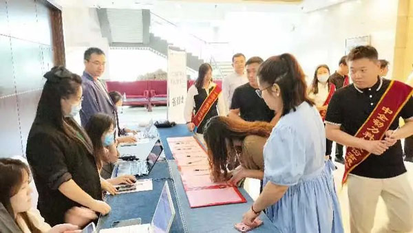 B2B营销论坛·河北站 | 聚力赋能,为中国外贸企业量身定制出海方案(图2) O2O线下展会+线上营销分享会